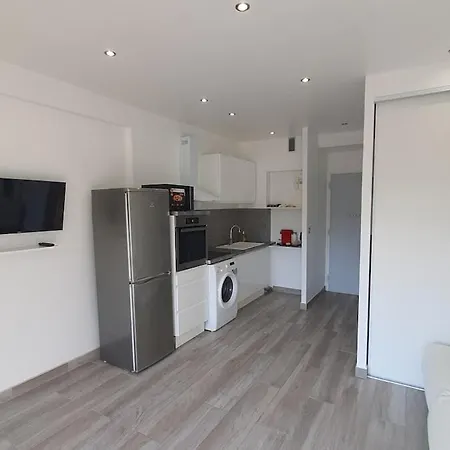 Apartment Beach Studio Cannes *